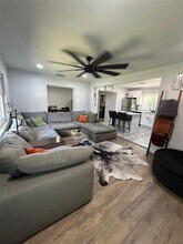 311 S Montgomery Ave in DeLand, FL - Building Photo - Building Photo