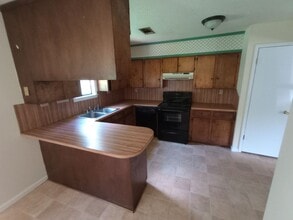 10811 Tiara Dr in Cottondale, AL - Building Photo - Building Photo