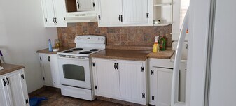 12 Spofford St, Unit A in Claremont, NH - Building Photo