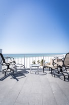 5830 Midnight Pass Rd in Sarasota, FL - Building Photo