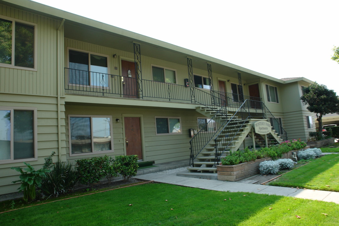 Monterey Park Apartments in Salinas, CA - Building Photo