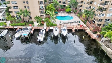 1421 S Ocean Blvd in Pompano Beach, FL - Building Photo - Building Photo