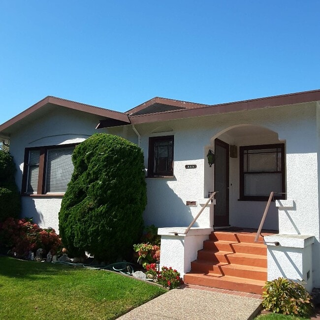 808 Pomona Ave in Albany, CA - Building Photo - Building Photo