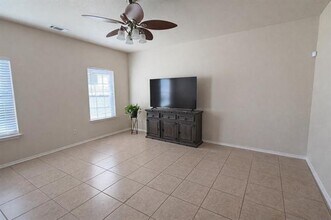 8411 Angus Dr in Justin, TX - Building Photo - Building Photo