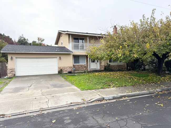 property at 5553 Crestmont Ave