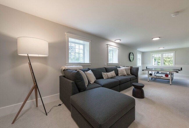property at 1338 Lincoln St