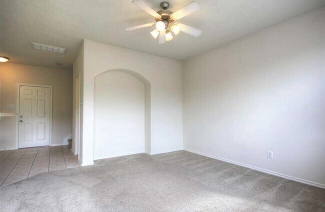 14403 Fairbuff Ln
