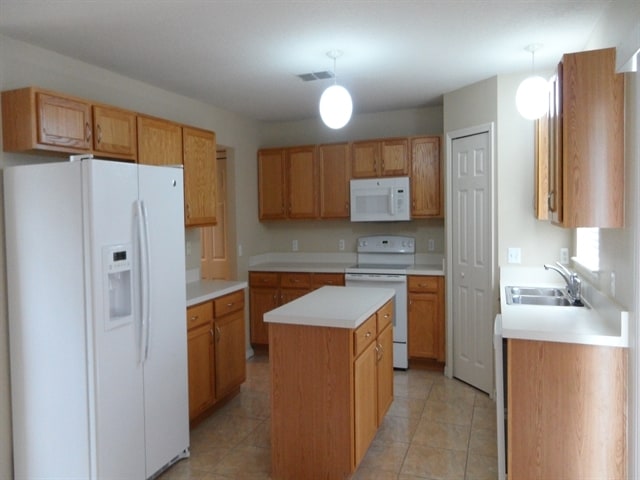31810 Parkdale Dr in Leesburg, FL - Building Photo - Building Photo