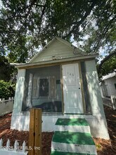 950 Spearing St in Jacksonville, FL - Building Photo - Building Photo