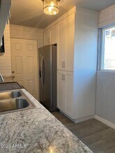 1321 N 48th Pl in Phoenix, AZ - Building Photo - Building Photo