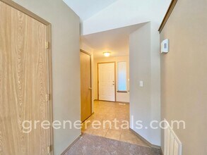 8035 26th Ave SE in Olympia, WA - Building Photo - Building Photo