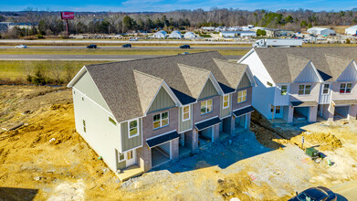 James Creek Townhomes in Ooltewah, TN - Building Photo - Building Photo