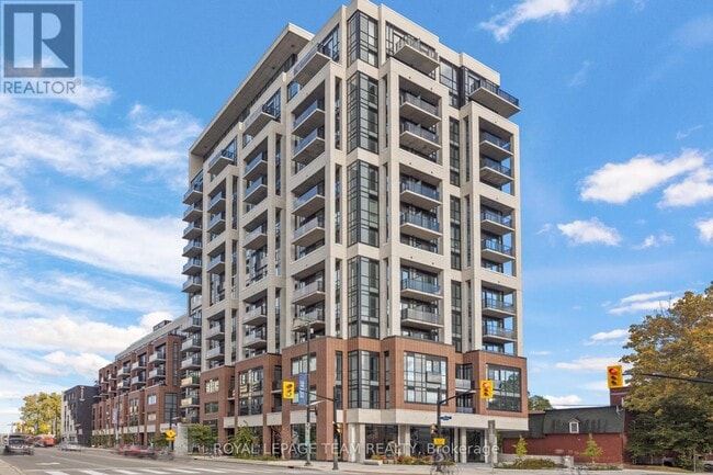 property at 560-560 Rideau St
