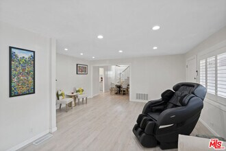 1140 22nd St in Manhattan Beach, CA - Building Photo - Building Photo