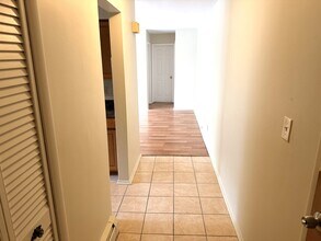 8440 Skokie Blvd in Skokie, IL - Building Photo - Building Photo