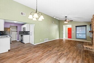 12079 Stoney Brg in San Antonio, TX - Building Photo - Building Photo