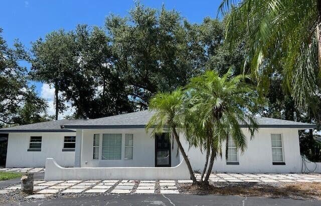 property at 9148 Oakwood Dr
