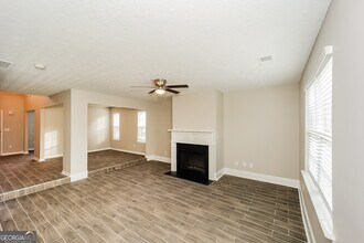 5469 Wexford Pass in College Park, GA - Building Photo - Building Photo