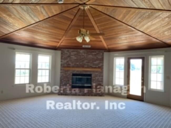 5481 Mendes Ct in Atwater, CA - Building Photo - Building Photo
