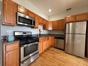 3809 W Hirsch St in Chicago, IL - Building Photo - Building Photo