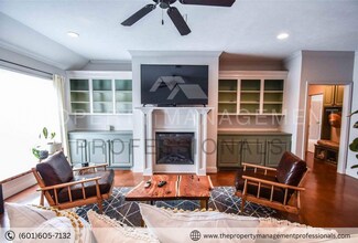 168 Harvey Cir in Canton, MS - Building Photo - Building Photo