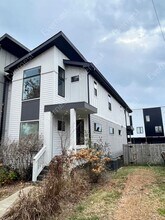 549B Moore Ave in Nashville, TN - Building Photo - Building Photo