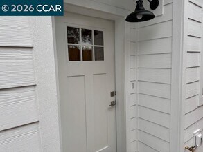 311 Lampasas Ave in Sacramento, CA - Building Photo - Building Photo