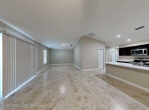 2702 Hester Ave SE in Palm Bay, FL - Building Photo - Building Photo