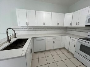 4455 SW 160th Ave in Miramar, FL - Building Photo - Building Photo