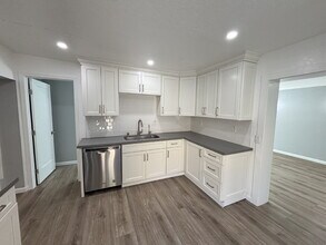 1966 Ayers Rd in Concord, CA - Building Photo - Building Photo