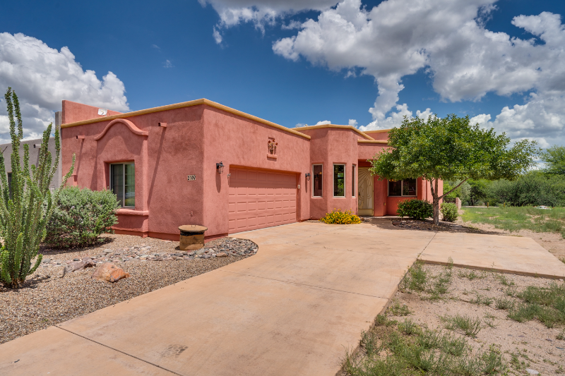 2169 Embarcadero Way in Tubac, AZ - Foto de edificio