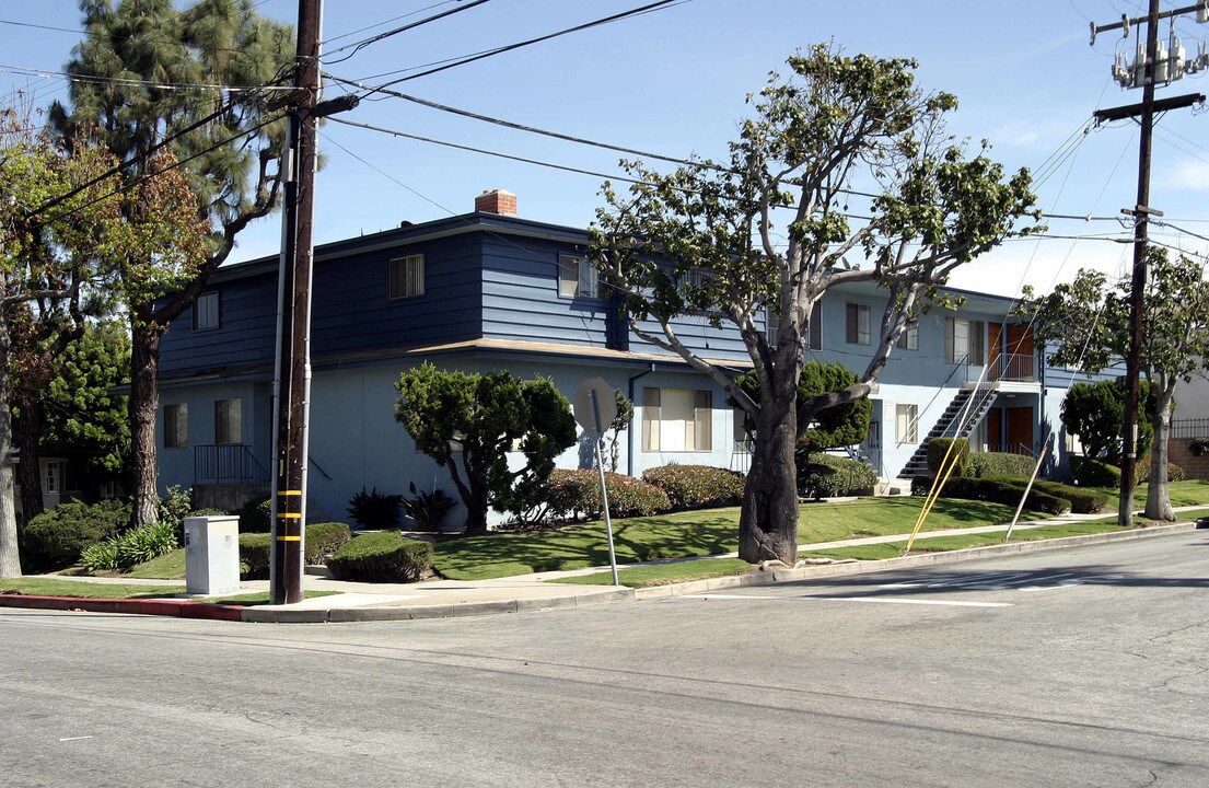 548 Hill St in Inglewood, CA - Building Photo