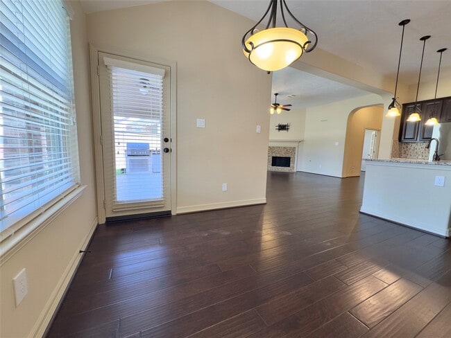 179 Hearthshire Cir