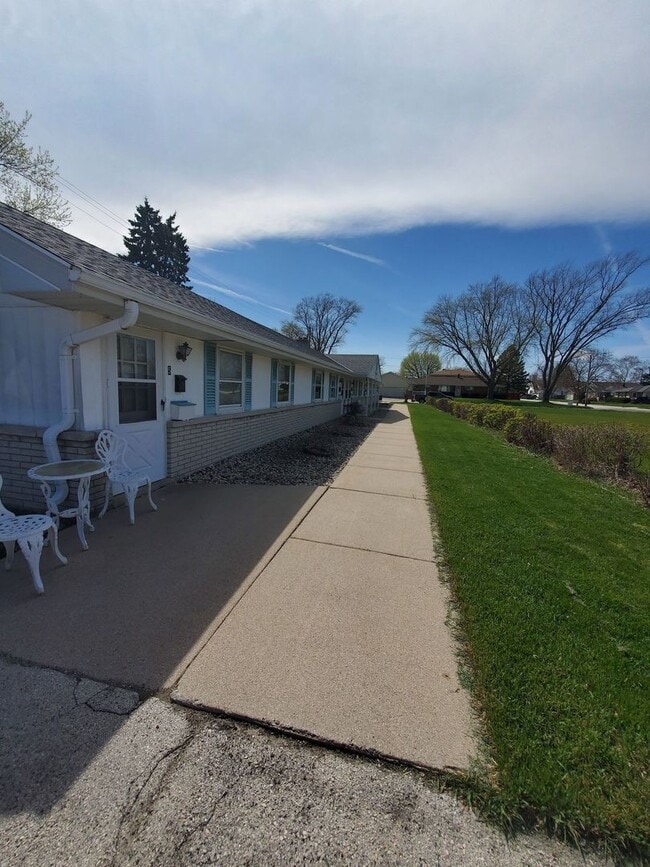 405 Kirkwood Ave. (5 Unit)