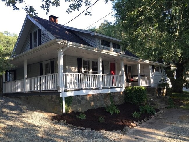 509 Hodges Gap Rd in Boone, NC - Building Photo - Building Photo
