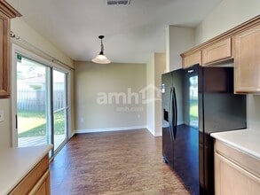 2684 Oak Haven Dr in Middleburg, FL - Foto de edificio - Building Photo