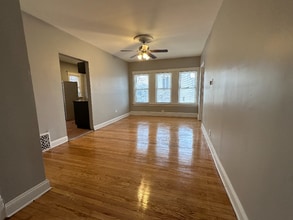 846-856 N Mayfield Ave in Chicago, IL - Foto de edificio - Building Photo