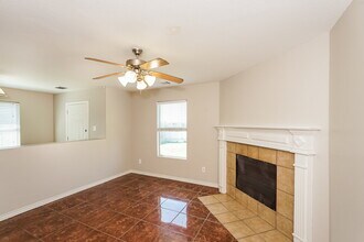12717 Carpenter Ln in Rhome, TX - Building Photo - Building Photo