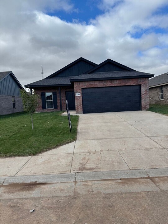6710 Pepperdine Dr in Amarillo, TX - Building Photo