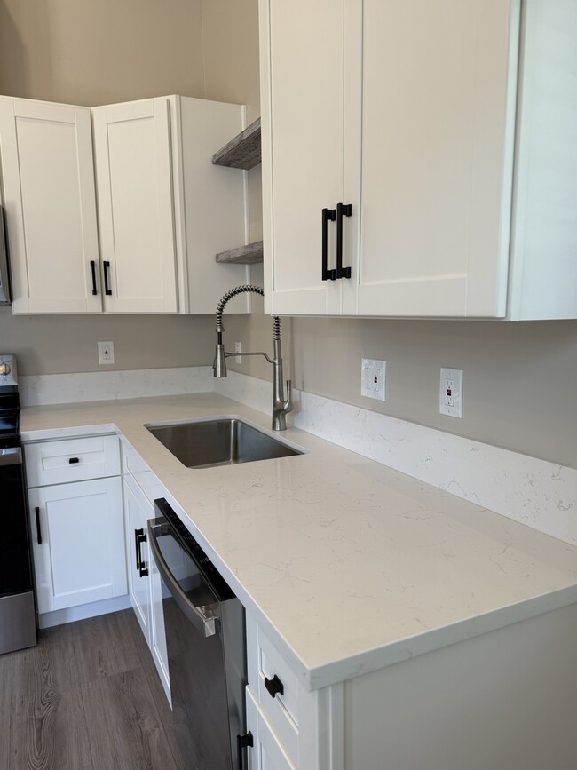 4542 3rd St, Unit 4542 3rd St
