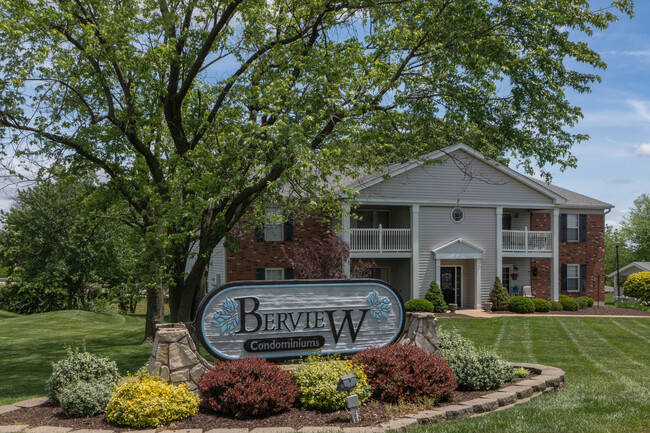 Berview Condominiums in St. Louis, MO - Foto de edificio - Building Photo