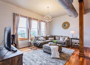 2502 Live Oak St, Unit ID31147 in Dallas, TX - Building Photo - Building Photo