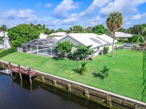 772 Apple Tree Ln in Boca Raton, FL - Building Photo - Building Photo