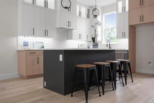 1512 Seegar St in Dallas, TX - Building Photo