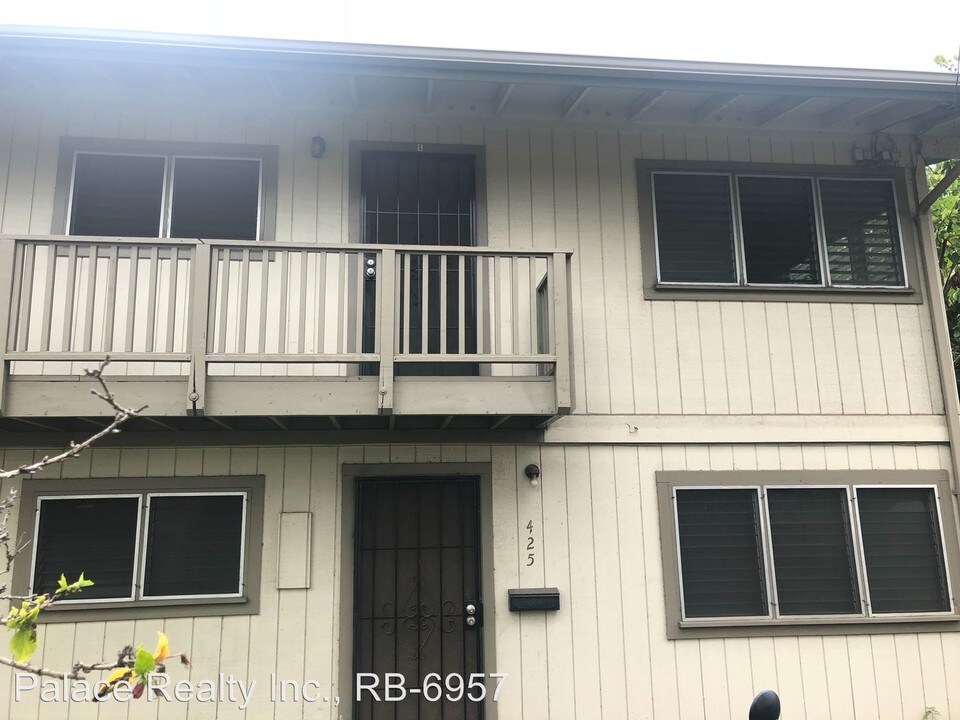 425 Kawailoa Rd in Kailua, HI - Building Photo