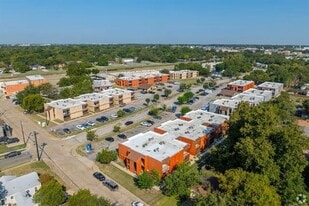 401 N Merrill Ave in Duncanville, TX - Building Photo