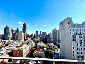 East 82nd Street in New York, NY - Building Photo