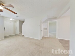 7740 Sign St in Missouri City, TX - Foto de edificio - Building Photo