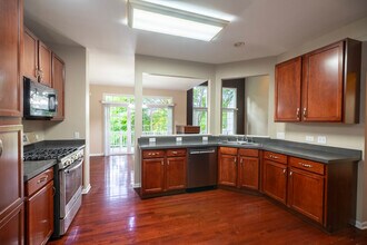 153 Orchards Pass in Bartlett, IL - Building Photo - Building Photo