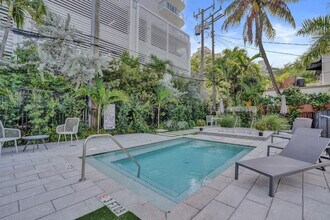 3020 Seville St, Unit SI ID1503983P in Fort Lauderdale, FL - Building Photo - Building Photo